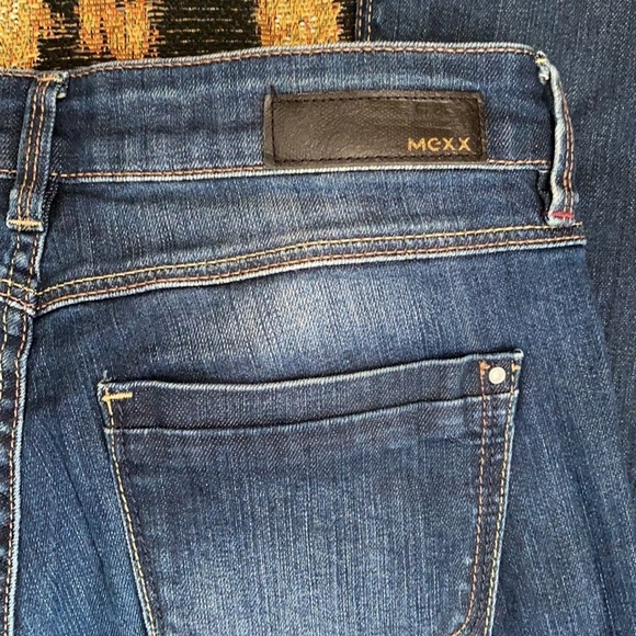 MEXX JEANS CLASSIC FIT HIGH RISE STRAIGHT LEG WOMENS JEANS 33x30 - Picture 8 of 11